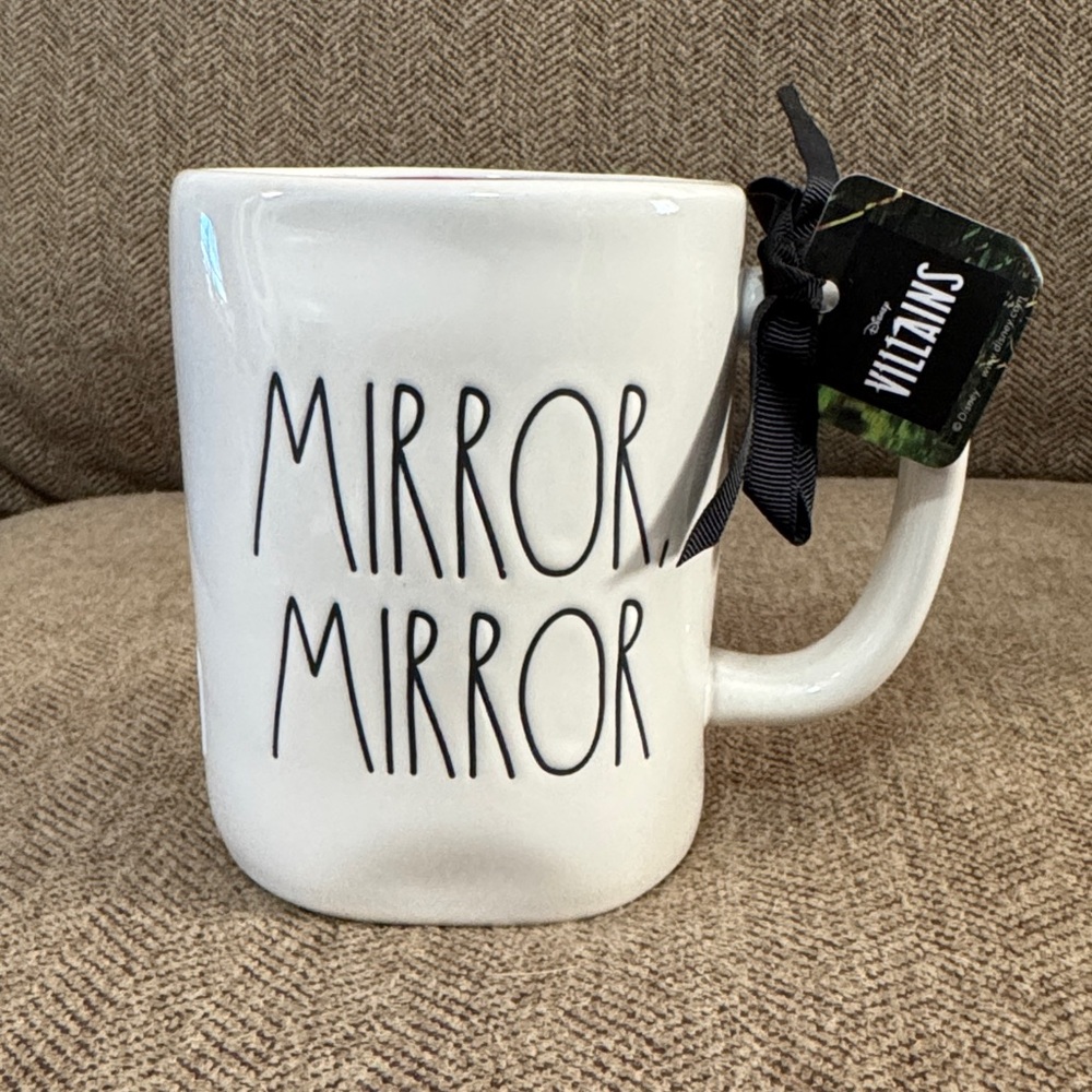 NWT Disney x Rae Dunn Mirror Mirror evil queen mug